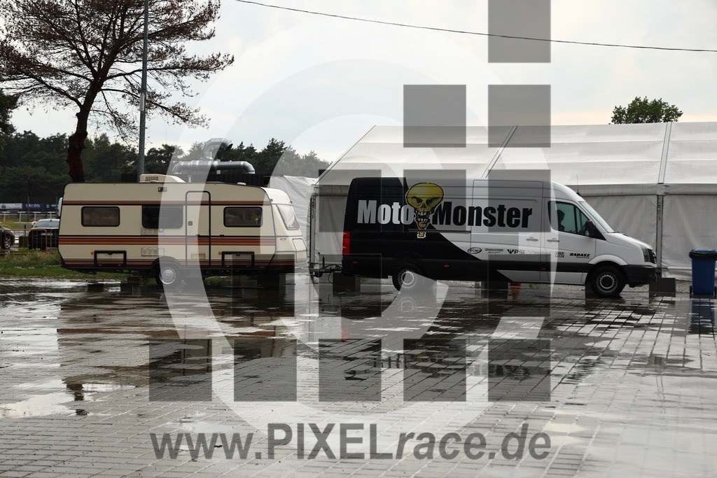 social-20240604_33437 | Schöne Erinnerungen an spannende Momente - das festzuhalten ist unser Job. PIXELrace.de ist seit 2003 auf den Rennstrecken Europas unterwegs um die Action draußen beim Fahren und die wunderbare Stimmung imm Fahrerlager für euch einzufangen.