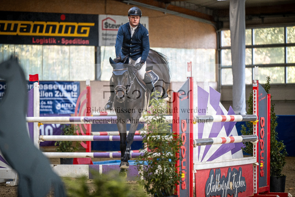 DOS_2766 | Entdecke hochwertige Reitturnierfotos von Foto Oger. Professionell, emotional und authentisch – jetzt Lieblingsmomente im Shop bestellen.Deutschlandweite Turnierfotografie. - Realisiert mit Pictrs.com