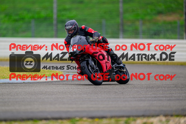 MaZZes_Fotomatrix_20240923_6007705_3150 | Fotograf Mathias Schmid
Sportfotograf,
Eventfotograf,
Hochzeitsfotograf,
Portraitfotograf