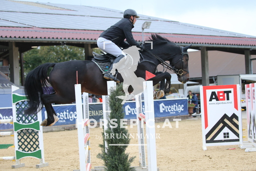 DL2Q1627 | Willkommen bei Brunnmayr - Design & Fotografie – Ihrem Spezialisten für Reitturniere und Pferdeveranstaltungen in Oberösterreich, Salzburg und Bayern! Seit über 17 Jahren sind wir leidenschaftlich dabei.