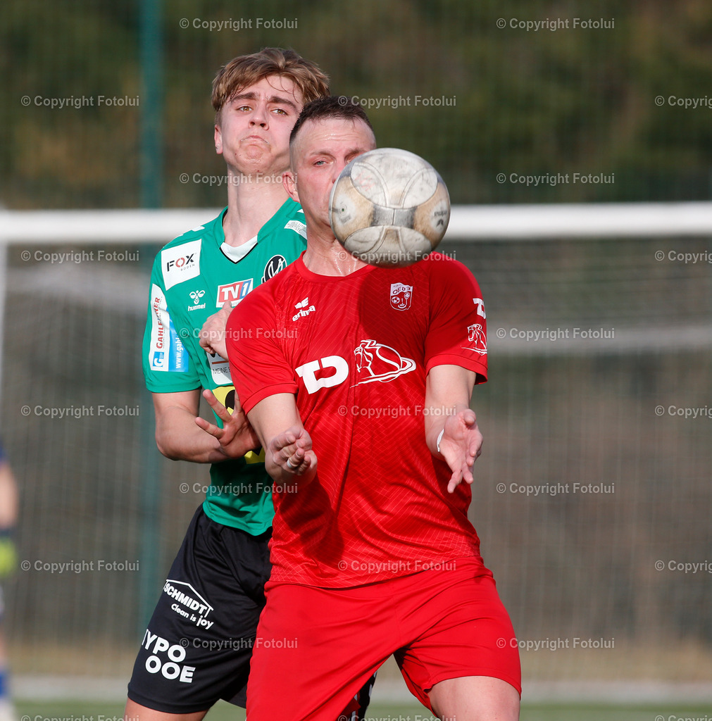 A_LUI_080325_13 | SPORT FUSSBALL REGIONALLIGA MITTE ASKOE OEDT -JUNGE WIKINGER RIED 08.03.IM BILD :NENAD VIDACKOVIC  (OEDT) UND  (RIED FOTO:FOTOLUI