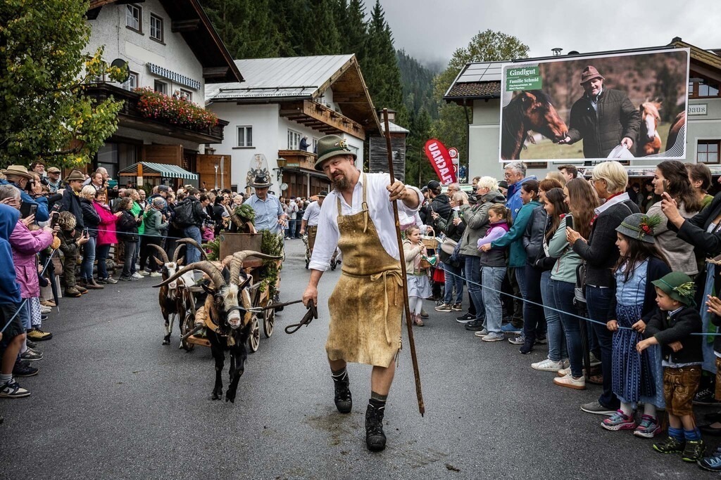 Rupertifest_Flachau_2k25_Webauflösung-310 | Bildershop Chri Fischbacher - Realisiert mit Pictrs.com