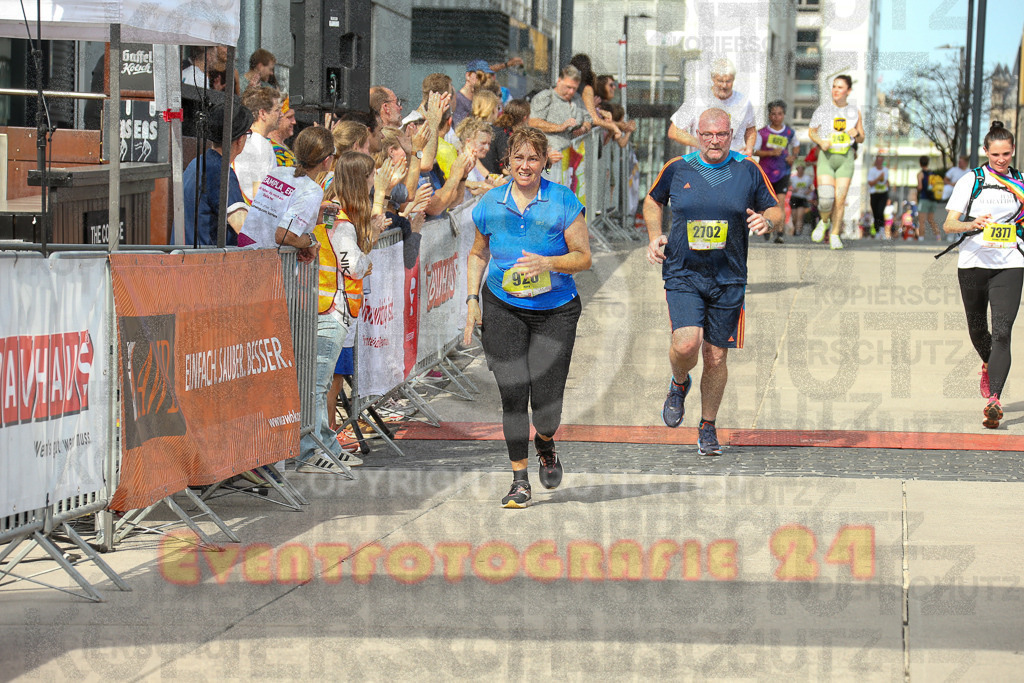250920_1338_EX1_5977 | Sportfotografie im Rhein-Sieg Kreis, Köln, Bonn, NRW, Rheinland Pfalz, Hessen, etc. Unser Tätigkeitsfeld umfasst den Laufsport vom Volkslauf über den Marathon, Duathlon, Triathon bis zum Ultralauf wie Kölnpfad Ultra oder Schindertrail.