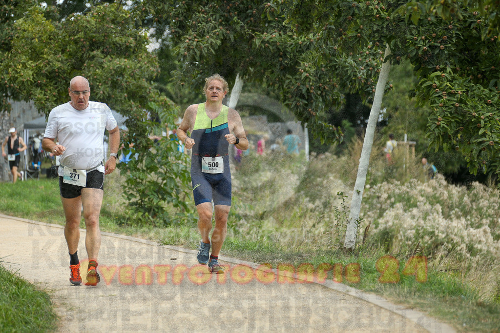 250824_1356_EX1_4338 | Sportfotografie im Rhein-Sieg Kreis, Köln, Bonn, NRW, Rheinland Pfalz, Hessen, etc. Unser Tätigkeitsfeld umfasst den Laufsport vom Volkslauf über den Marathon, Duathlon, Triathon bis zum Ultralauf wie Kölnpfad Ultra oder Schindertrail.