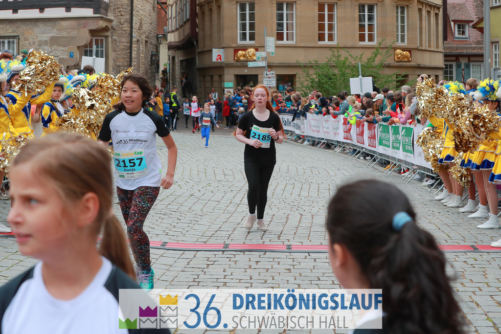 AOK Junior Cup 400m | 3Königslauf 2022 AOK Junior Cup 400m - Realisiert mit Pictrs.com