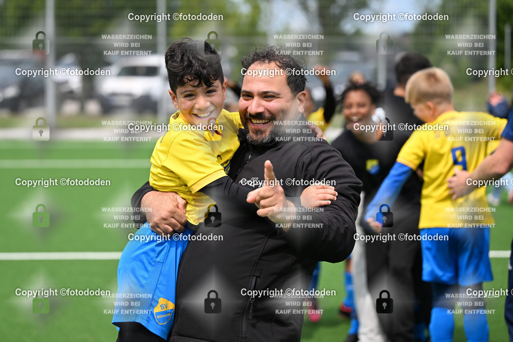 DSC_7978 | Platz 1 = SV Wittmund lSponsor "Putzteufel" mit seinem Sohn