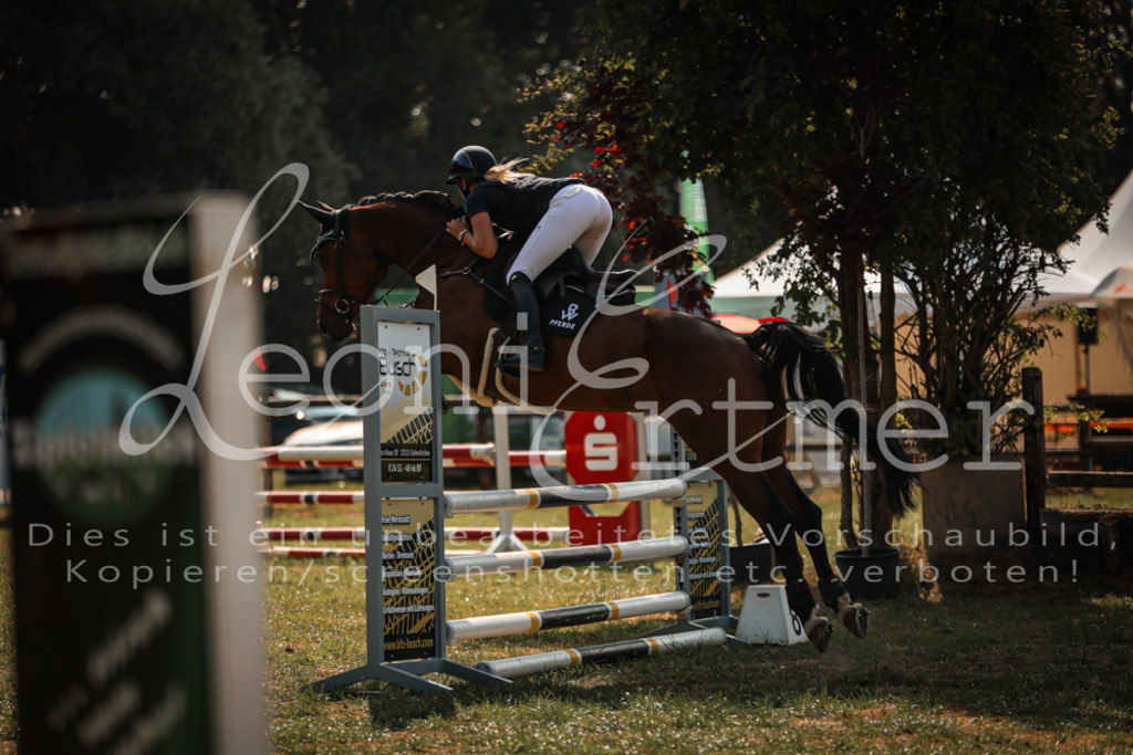 13.FrPfA00090 | Leoni Ertmer Photography - Realisiert mit Pictrs.com