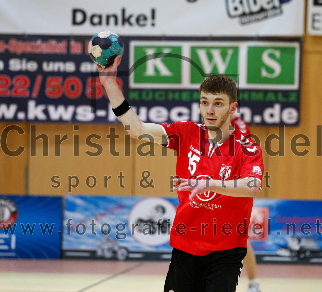 2022-11-19_019_SpVgg_Altenerding_gegen_TG_Landshut_II | Erding, Deutschland, 19.11.2022:
Handball, Bezirksoberliga Männer 2022 / 2023, 9. Spieltag, SpVgg Altenerding gegen TG Landshut II, Endergebnis: 33:31

Severin Lößl (SpVgg Altenerding, #15)

Foto: Christian Riedel / fotografie-riedel.net