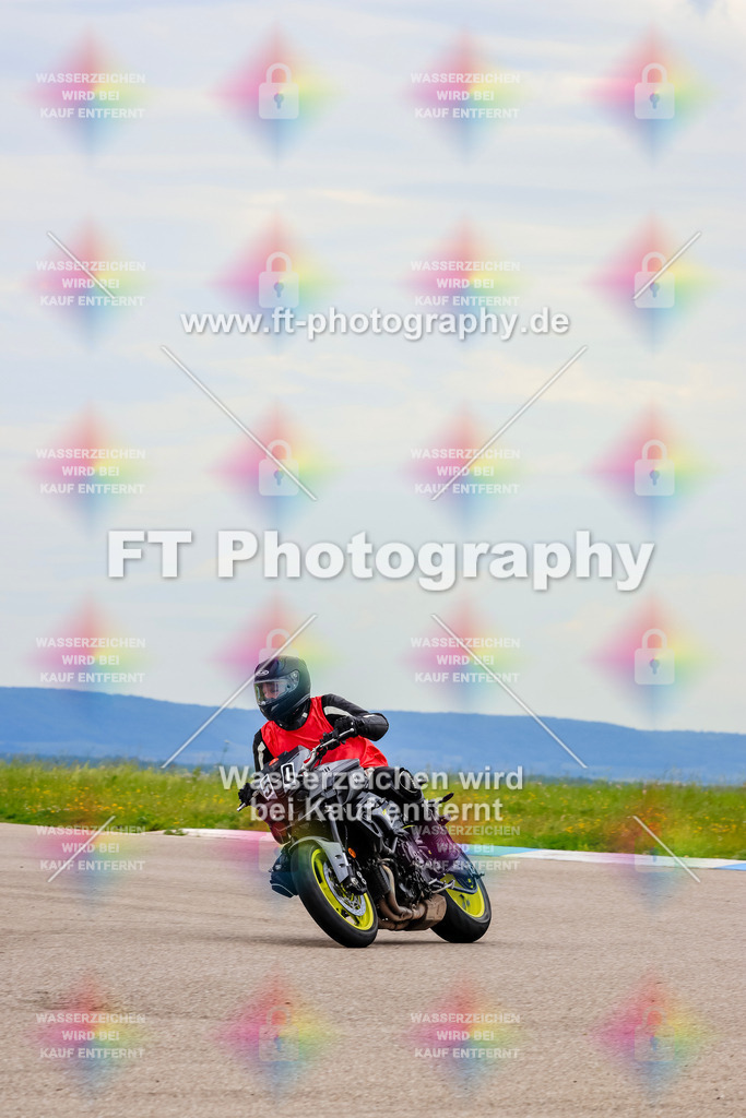 MotoTeam-3000 | Hier findet Ihr Bilder von Touristenfahrten auf der Nürburgring Nordschleife oder von anderen Veranstaltungen die ich besucht habe. Viel Spass beim Durch Schauen 