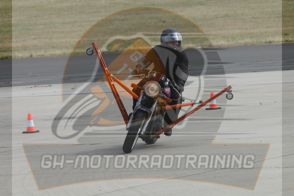 IMG_3398 | gh-motorradtraining-foto.de - Realisiert mit Pictrs.com