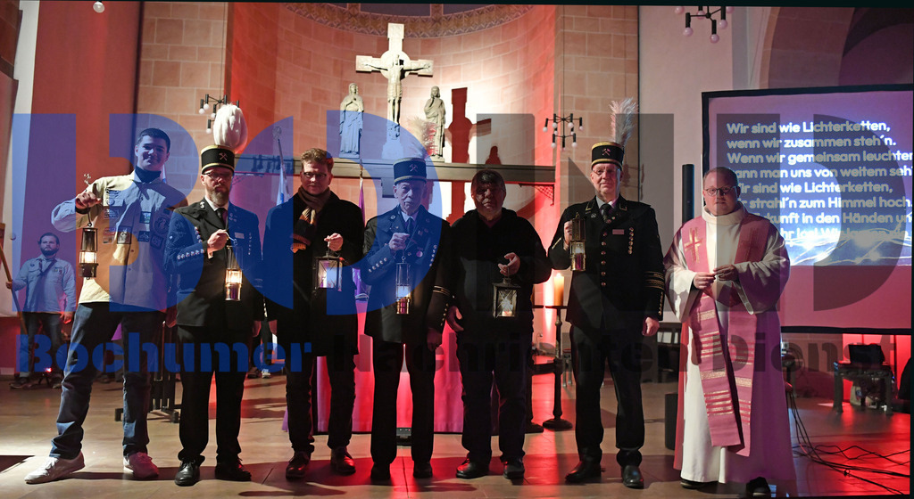 Aussendung Friedenslicht Bochum | {headline}



(Foto: Christian Schnaubelt / BOND)

 - Realisiert mit Pictrs.com