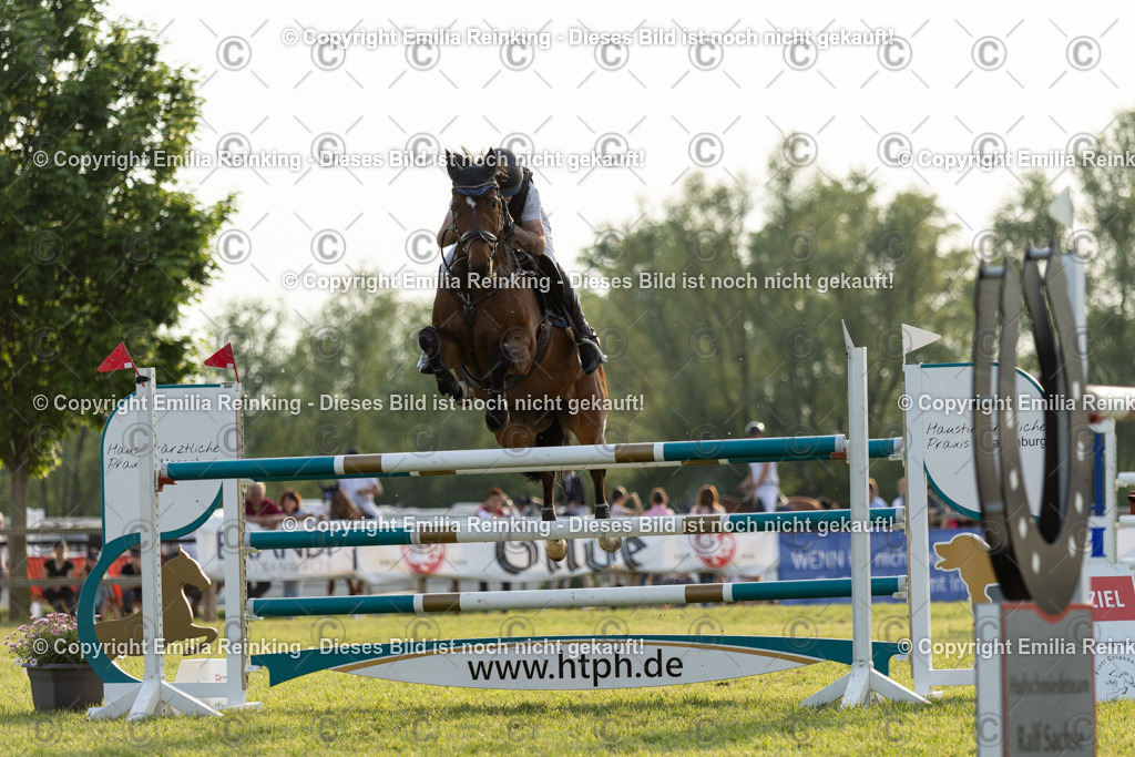 CL5A1337 | Emilia Reinking Fotografie - Realisiert mit Pictrs.com