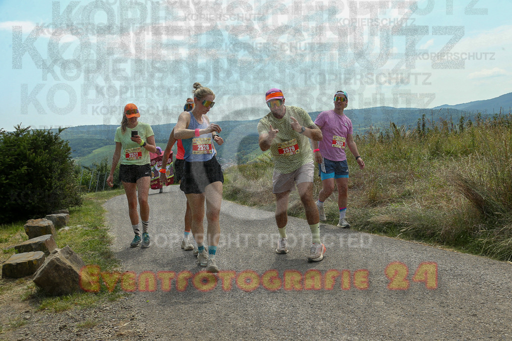 250614_1336_EX1_9187 | Sportfotografie im Rhein-Sieg Kreis, Köln, Bonn, NRW, Rheinland Pfalz, Hessen, etc. Unser Tätigkeitsfeld umfasst den Laufsport vom Volkslauf über den Marathon, Duathlon, Triathon bis zum Ultralauf wie Kölnpfad Ultra oder Schindertrail.