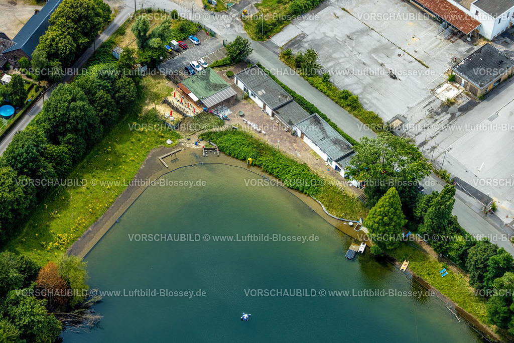 Duisburg240703482-Sued | Luftbild, Duisburg-Süd, Freibad Großenbaum am Großenbaumer See, ehemaliger real Markt Buscher Straße, Wohngebiet, Großenbaum, Duisburg, Ruhrgebiet, Nordrhein-Westfalen, Deutschland