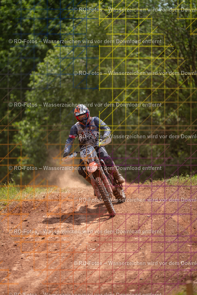 Wolfshausen 5 Lauf -259 | Sportfotografie von RO-Fotos: Motorsport, Motocross, Enduro, Laufveranstaltungen und Triathlon. Professionelle Fotos von Sportlern und Events. - Realisiert mit Pictrs.com