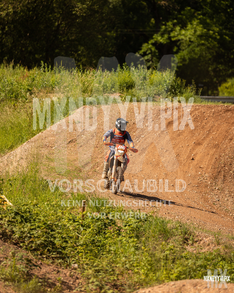 866A0827 | mxndyyvipix