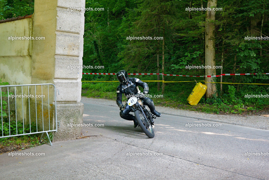 P1015028 | Erleben Sie atemberaubende, hochqualitative Fotos Ihrer Fahrt entlang der malerischen Alpenstraßen. Besuchen Sie alpineshots.com, um professionelle Aufnahmen Ihrer unvergesslichen Reise zu finden und zu kaufen - Realisiert mit Pictrs.com