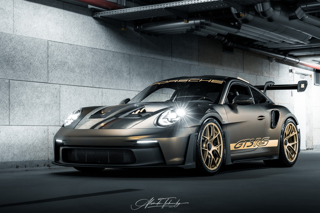 R6AT1457 _Alexander Tschuncky | Entdecken Sie die faszinierende Welt von Alexander Tschuncky Arts: Kreative Fotografie, atemberaubende Automobilkunst und hochwertiger Bilderdruck. Lassen Sie sich inspirieren! - Realisiert mit Pictrs.com
