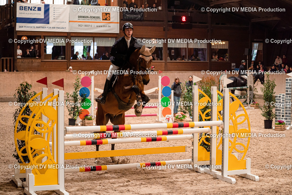 Springen Tag 2-669 | dv-media-shop - Realisiert mit Pictrs.com