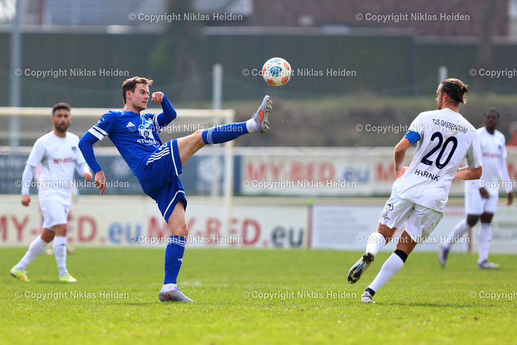 NH_TuSDassendorf_NiendorferTSV_OberligaHamburg_21032026 | #25 Lennart Merkle (Niendorfer TSV)Fußball I Herren I Gamesright Oberliga Hamburg I Saison 2025-2026  I 28. Spieltag I TuS Dassendorf - Niendorfer TSV I 21.03.2026 I Sportplatz Wendelweg