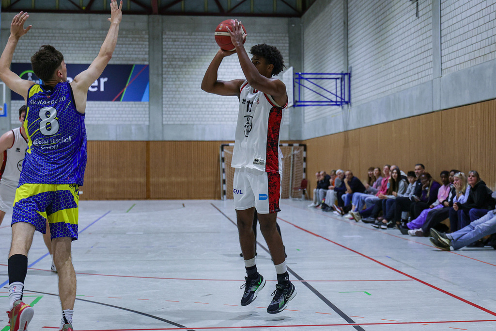 Regio BAYER GIANTS vs SV Haspe 70-101 | Fotos von Basketballspielen aus dem Raum NRW fotografiert von Gero Mueller-Laschet und Daniel Schaefer - Realisiert mit Pictrs.com