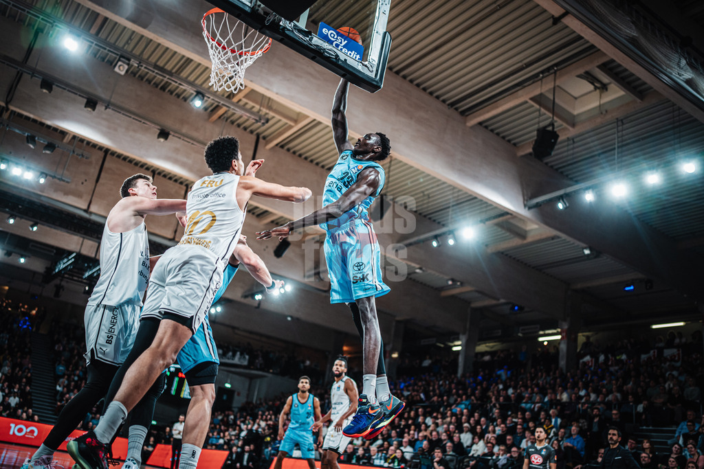 Basketball | Männer | Saison 2024/2025 | easyCredit Basketball Bundesliga | 14. Spieltag | Veolia Towers Hamburg vs. Basketball Löwen Braunschweig | 30.12.2024 | Kur Kuath (#23, Veolia Towers Hamburg)