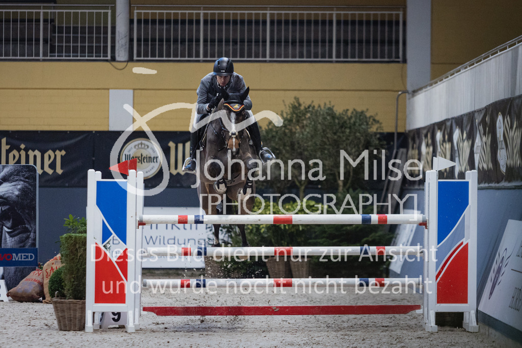 221216_Warstein_Youngster-M-409 | Deine schönsten Turniermomente als professionelle Fotos! Entdecke hochwertige Pferdesport-Fotografie im Online-Shop. Jetzt Fotos finden & bestellen!