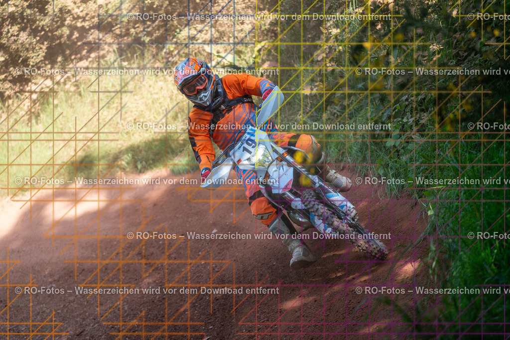 Wolfshausen 3 Lauf -845 | Sportfotografie von RO-Fotos: Motorsport, Motocross, Enduro, Laufveranstaltungen und Triathlon. Professionelle Fotos von Sportlern und Events. - Realisiert mit Pictrs.com