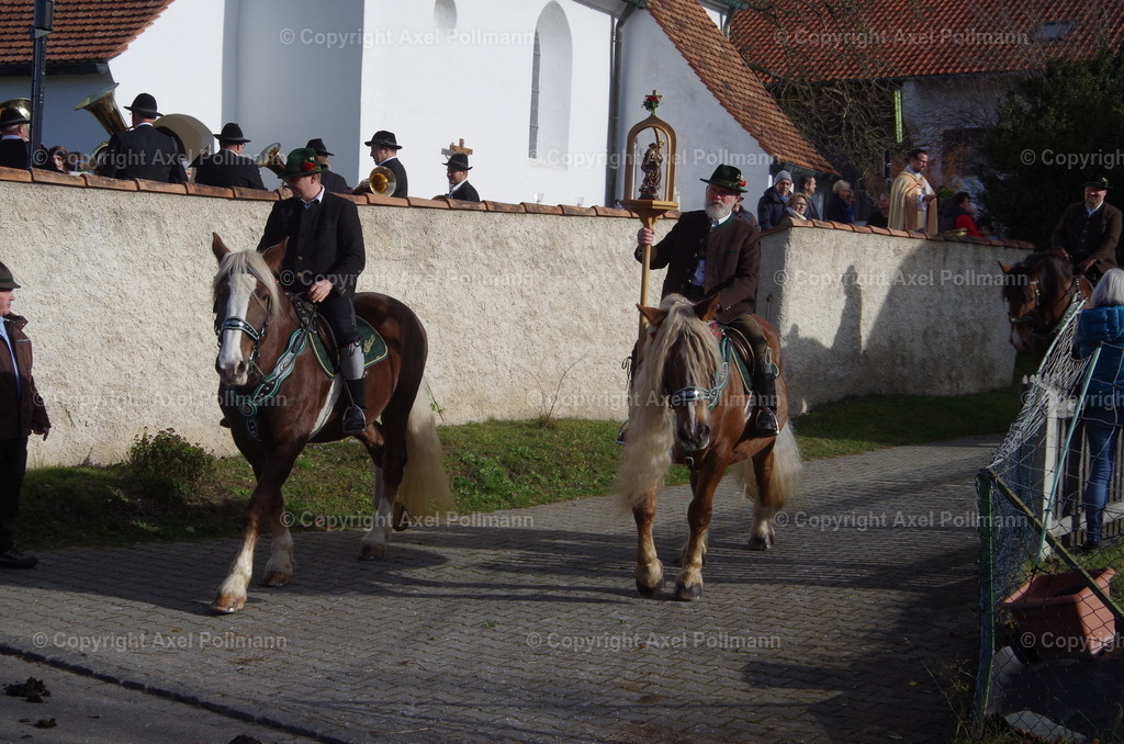 IMGP1060 | fotografiert von Axel PollmannLeonhardi Wallfahrt Benediktbeuern und Murnau, Fronleichnam, Fasching, Landschaft im Loisachtal und Benediktbeuern  - Realisiert mit Pictrs.com