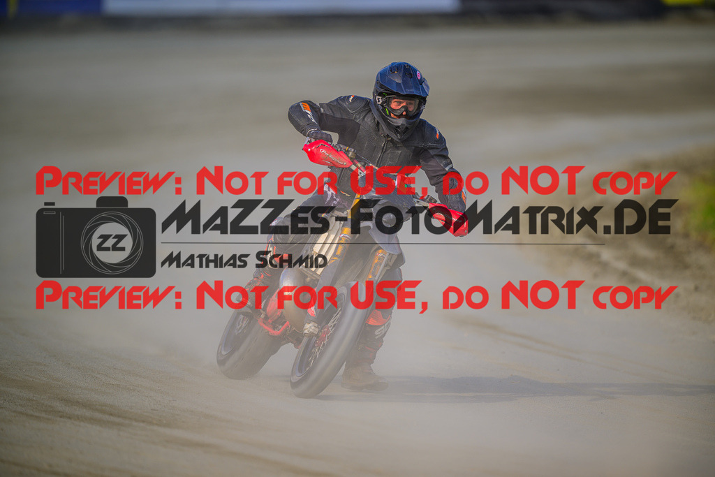 MaZZes_Fotomatrix_20250502_6007705_1156-2 | S4
