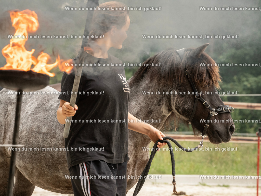 598A8056 | photographylinaismer - Realisiert mit Pictrs.com