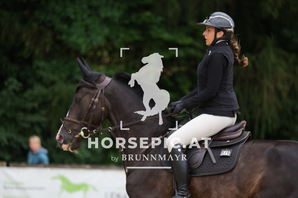 0P6A2809 | Willkommen bei Brunnmayr - Design & Fotografie – Ihrem Spezialisten für Reitturniere und Pferdeveranstaltungen in Oberösterreich, Salzburg und Bayern! Seit über 17 Jahren sind wir leidenschaftlich dabei.