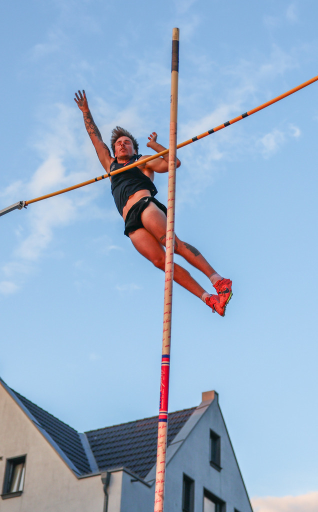 top-top.de-250828-371 | Foto, Video, Fotografie, Videografie, Fotobox, DJ, Discjockey, Musik, Musikbox, Veranstaltung, Photobooth, Amazon, Ebay, Buchtipp, Bestseller, Autor, Verlag, Buch, Wesel, Hamminkeln, NRW, Dinslaken, Rees, Drohne, Hochzeit, Party, Fotobox, Wesel, Fotograf