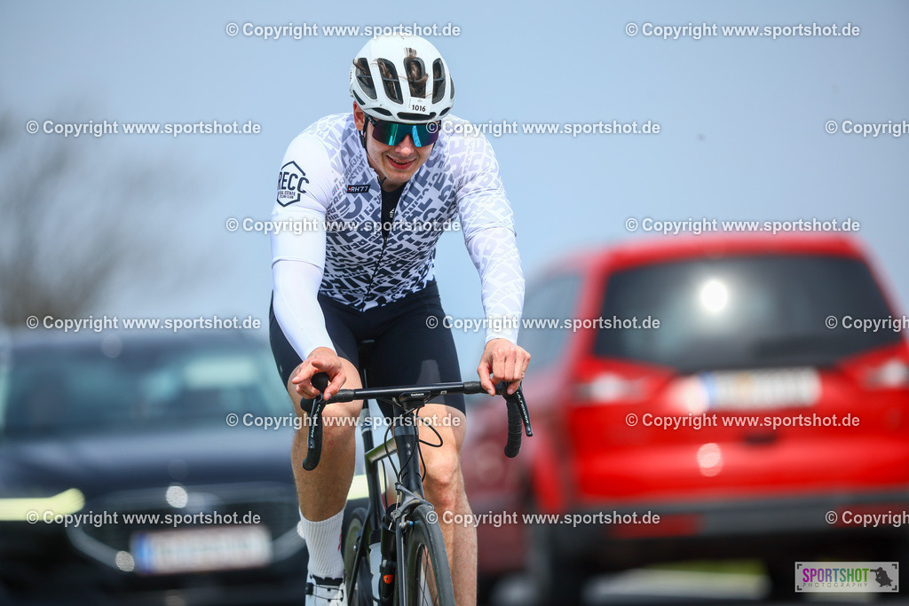 230_TRA56353 | Neusiedlersee Radmarathon 2026@sportshot_your_pictrs #yourpictures#roadtowm2029 #nrm #neusiedlerseeradmarathon #neusiedlersee #neusiedlerseetourismus #burgenland #mörbisch #nrm26 #burgenlandtourismus #voglundco #poweredbyburgenlandtourismus #radsport #rad #marathon #ucigranfondo #visitburgenland #ucigranfondoworldseries