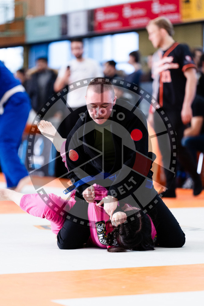 20251122PBB12917 | Athletes compete during the Grappling Industries Berlin Jiu-Jitsu and Grappling Championship, on November 22, 2025 in Berlin, Germany. © photoblackbelt