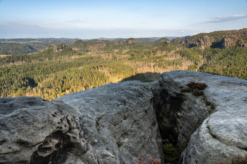Unterer_Fremdenweg_Nahe_Wappen_Lorenzsteine_Winterstein | 2022-08-30_Waldbrandgebiete_1 - Realisiert mit Pictrs.com
