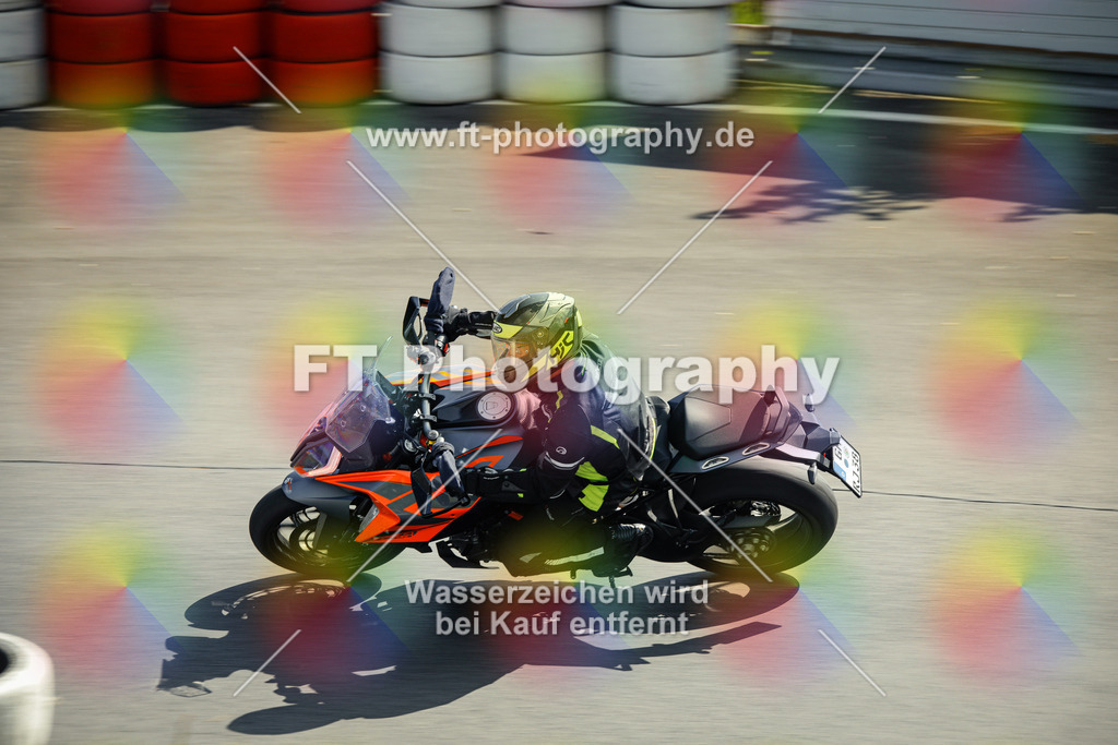 OBK_Mai_Volker_Adam-10630 | Hier findet Ihr Bilder von Touristenfahrten auf der Nürburgring Nordschleife oder von anderen Veranstaltungen die ich besucht habe. Viel Spass beim Durch Schauen 