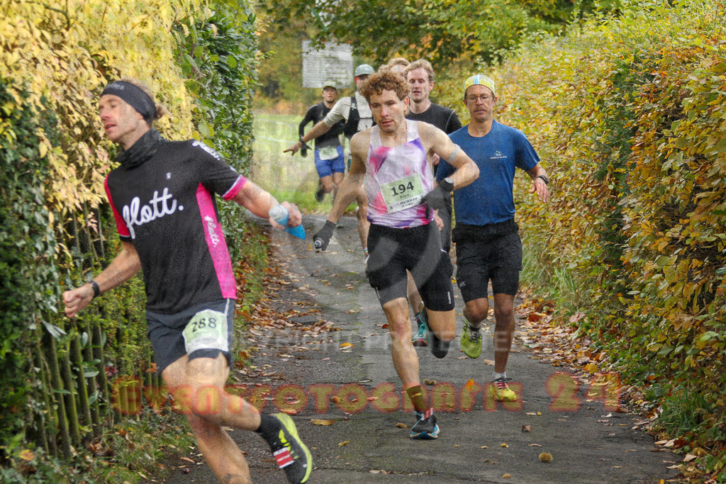 251026_1003_EV4_3849 | Sportfotografie im Rhein-Sieg Kreis, Köln, Bonn, NRW, Rheinland Pfalz, Hessen, etc. Unser Tätigkeitsfeld umfasst den Laufsport vom Volkslauf über den Marathon, Duathlon, Triathon bis zum Ultralauf wie Kölnpfad Ultra oder Schindertrail.