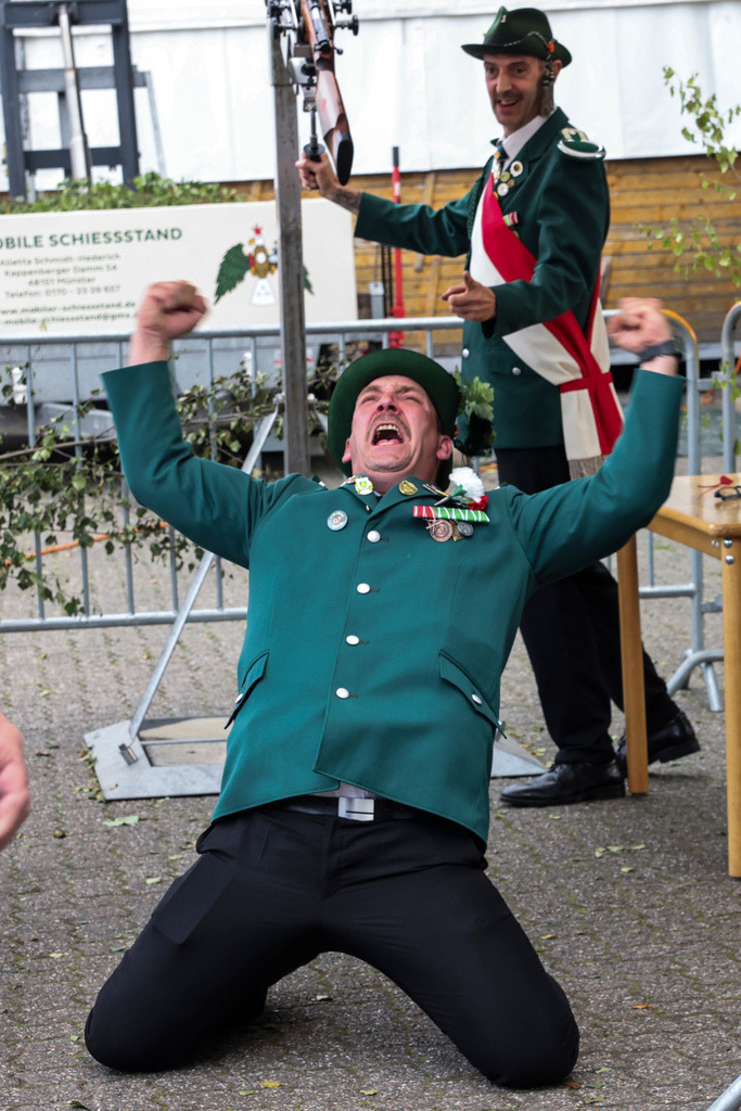 top-top.de 240601-139 | Foto, Video, Fotografie, Videografie, Fotobox, DJ, Discjockey, Musik, Musikbox, Veranstaltung, Photobooth, Amazon, Ebay, Buchtipp, Bestseller, Autor, Verlag, Buch, Wesel, Hamminkeln, NRW, Dinslaken, Rees, Drohne, Hochzeit, Party, Fotobox, Wesel, Fotograf