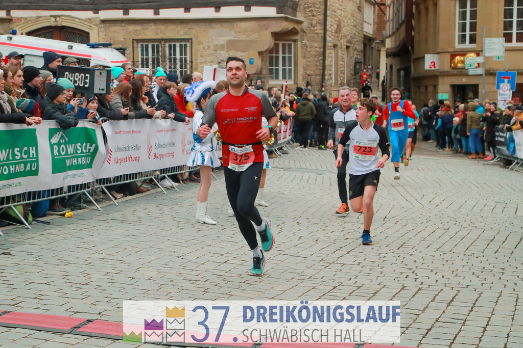 VR Bank Hauptlauf 10000m | 3 Koenigslauf 2023 - Realisiert mit Pictrs.com