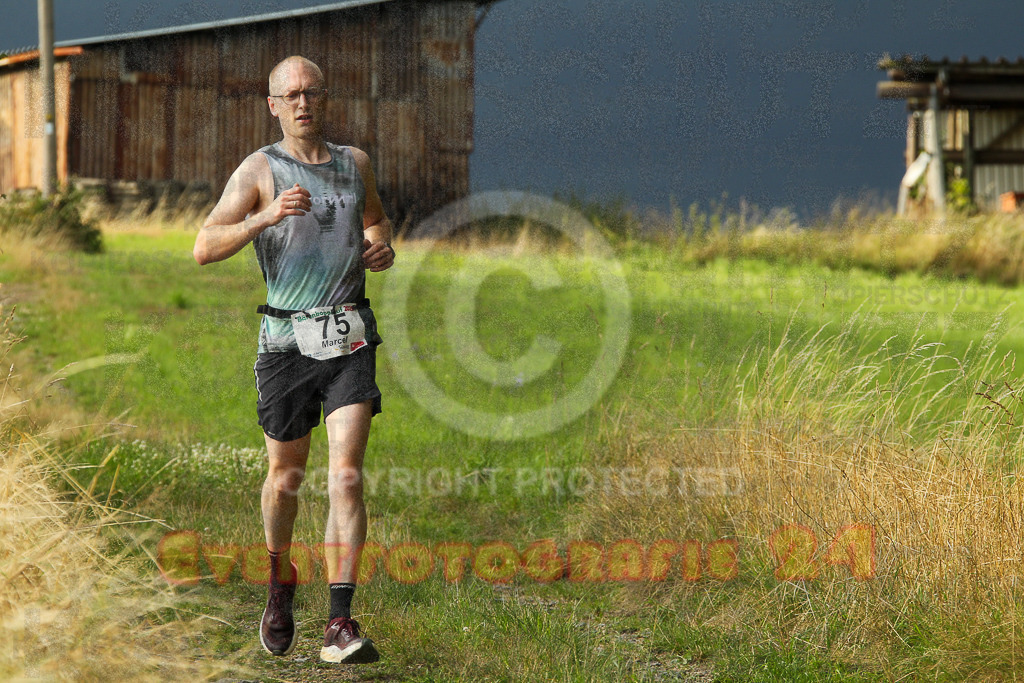 250801_1851_EV4_7605 | Sportfotografie im Rhein-Sieg Kreis, Köln, Bonn, NRW, Rheinland Pfalz, Hessen, etc. Unser Tätigkeitsfeld umfasst den Laufsport vom Volkslauf über den Marathon, Duathlon, Triathon bis zum Ultralauf wie Kölnpfad Ultra oder Schindertrail.