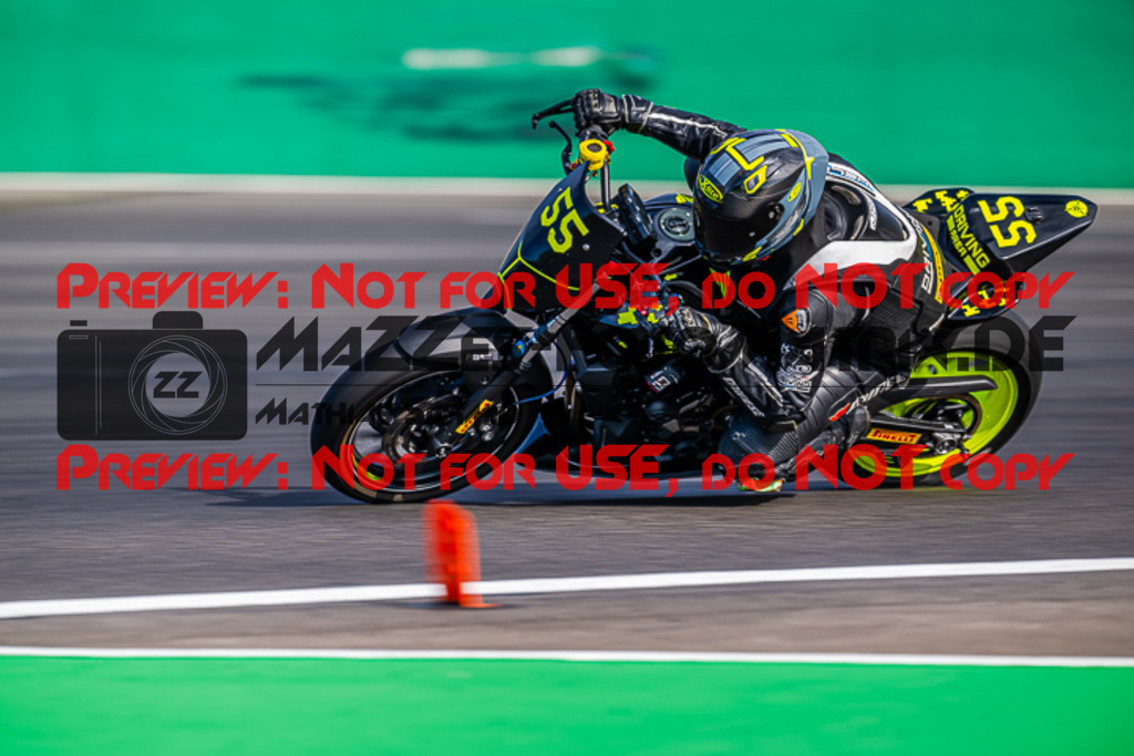 MaZZes_FotoMatrix_220507_94645 | Fotograf Mathias Schmid
Sportfotograf,
Eventfotograf,
Hochzeitsfotograf,
Portraitfotograf