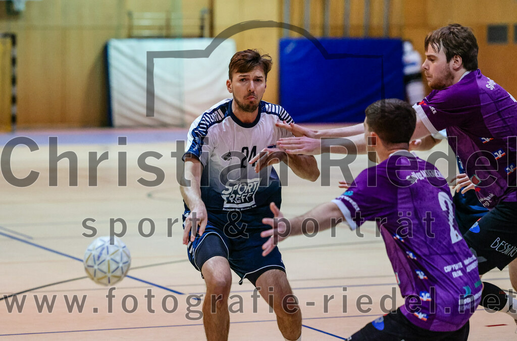 2023-11-11_021_SpVgg_Altenerding_gegen_HC_Donau-Paar | Erding, Deutschland, 11.11.2023:
Handball, Bezirksoberliga Männer 2023 / 2024, 7. Spieltag, SpVgg Altenerding gegen HC Donau/Paar, Endergebnis: 44:32

Julian Rohrer (HC Donau/Paar, #24)

Foto: Christian Riedel / fotografie-riedel.net