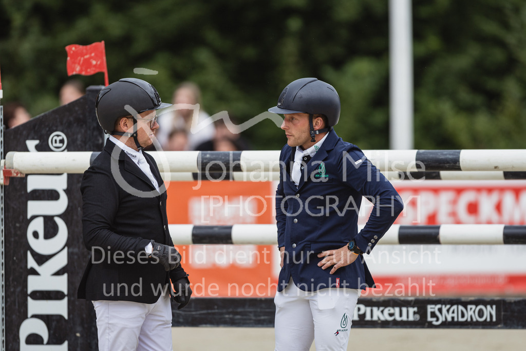 230730_BHO_GrosserPreis-506 | Deine schönsten Turniermomente als professionelle Fotos! Entdecke hochwertige Pferdesport-Fotografie im Online-Shop. Jetzt Fotos finden & bestellen!