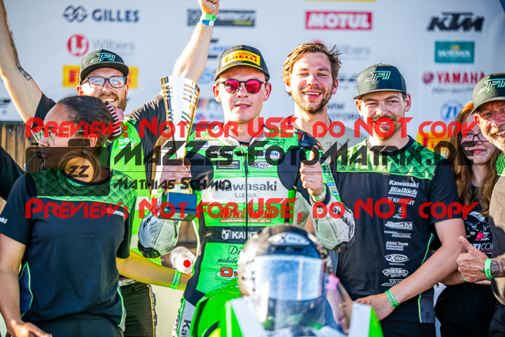 MaZZes_Fotomatrix_20230820_6021986_7009 | PRO SUPERSTOCK