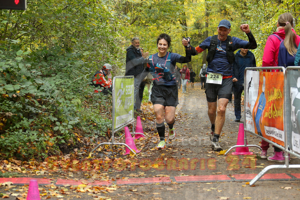 251026_1316_EX1_3072 | Sportfotografie im Rhein-Sieg Kreis, Köln, Bonn, NRW, Rheinland Pfalz, Hessen, etc. Unser Tätigkeitsfeld umfasst den Laufsport vom Volkslauf über den Marathon, Duathlon, Triathon bis zum Ultralauf wie Kölnpfad Ultra oder Schindertrail.