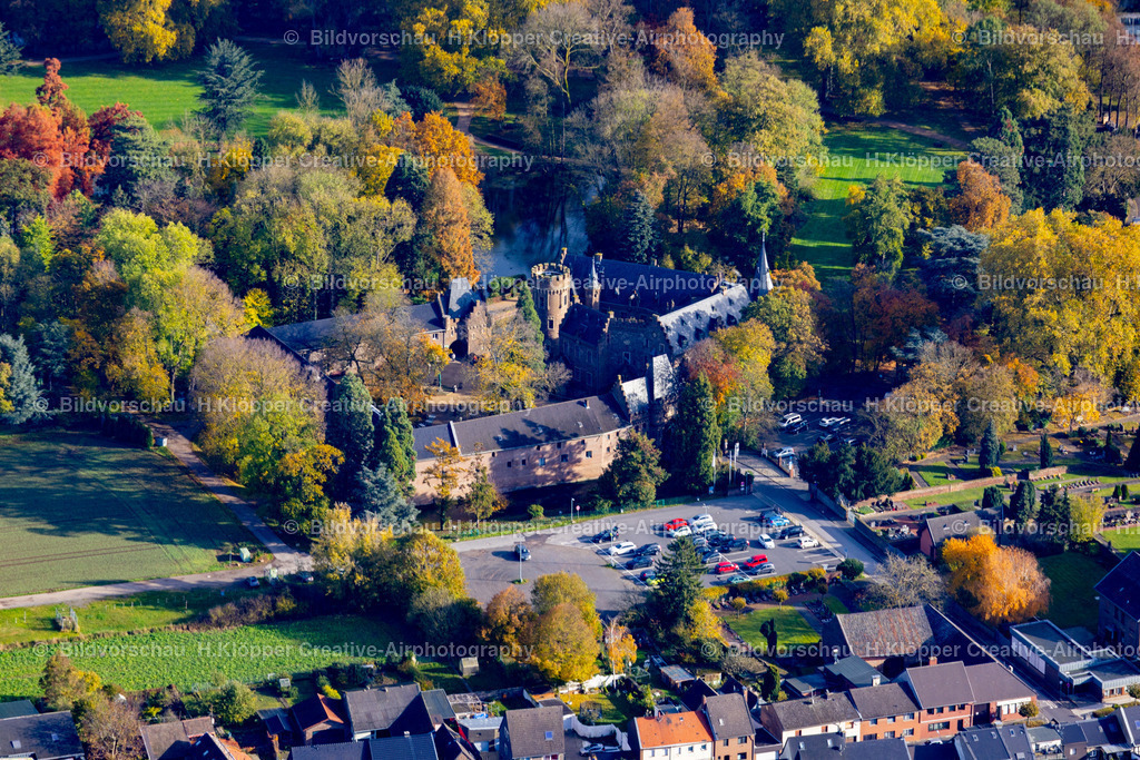Luftbild Schloss Paffendorf in Bergheim im Rhein-Erft-Kreis-6812 | Luftbildfotografie und Luftbildfotograf Hermann Klöpper - Realisiert mit Pictrs.com