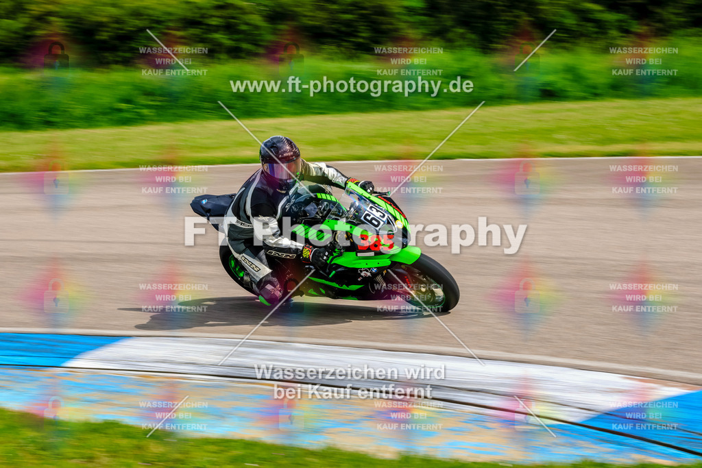 MotoTeam-9349 | Hier findet Ihr Bilder von Touristenfahrten auf der Nürburgring Nordschleife oder von anderen Veranstaltungen die ich besucht habe. Viel Spass beim Durch Schauen 