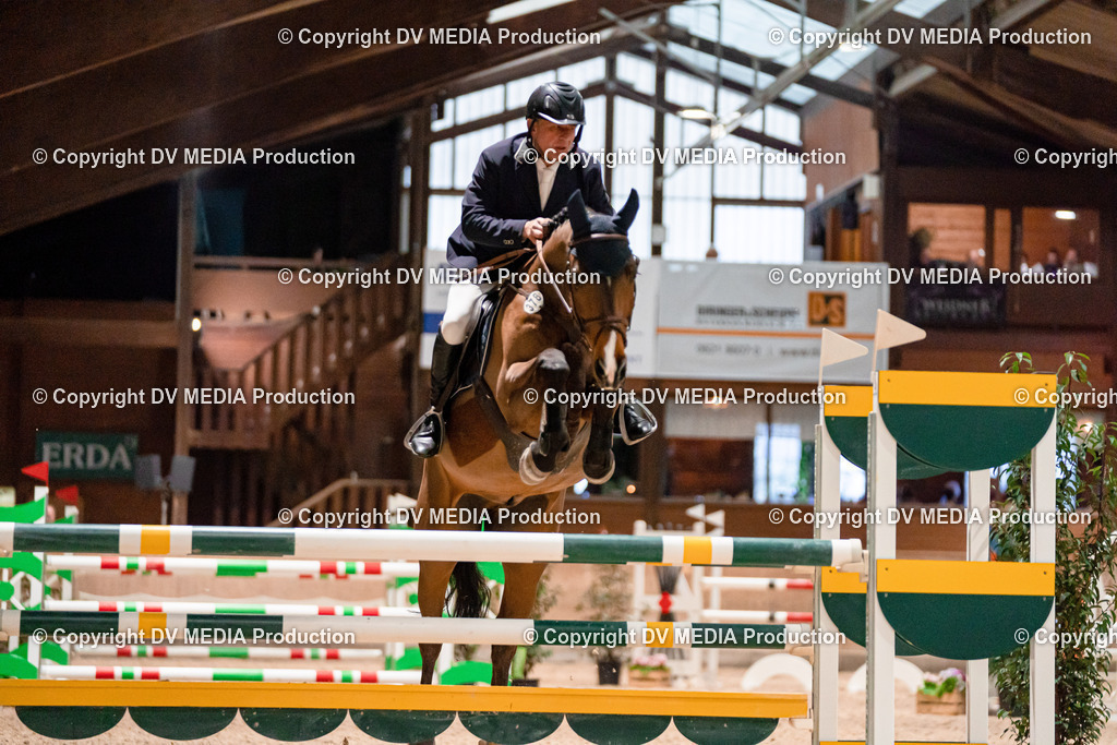 Springen Tag 1-834 | dv-media-shop - Realisiert mit Pictrs.com