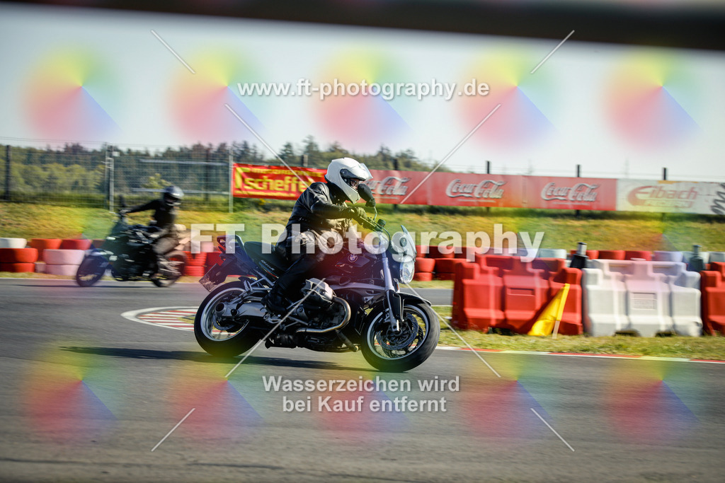 OBK_Mai_Martina_Markus-10240 | Hier findet Ihr Bilder von Touristenfahrten auf der Nürburgring Nordschleife oder von anderen Veranstaltungen die ich besucht habe. Viel Spass beim Durch Schauen 